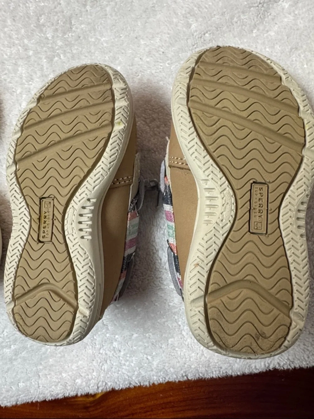 Sperry Shoresider Jr Kids Tan Moccasins Size 6M